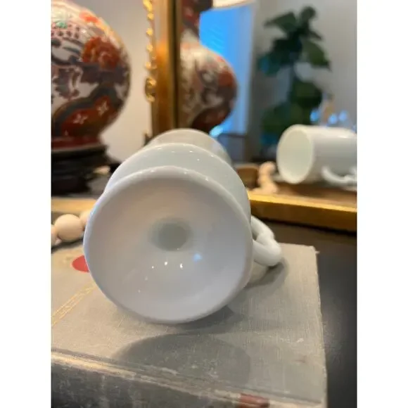 Milk‎ glass mug - Picture 4 of 4